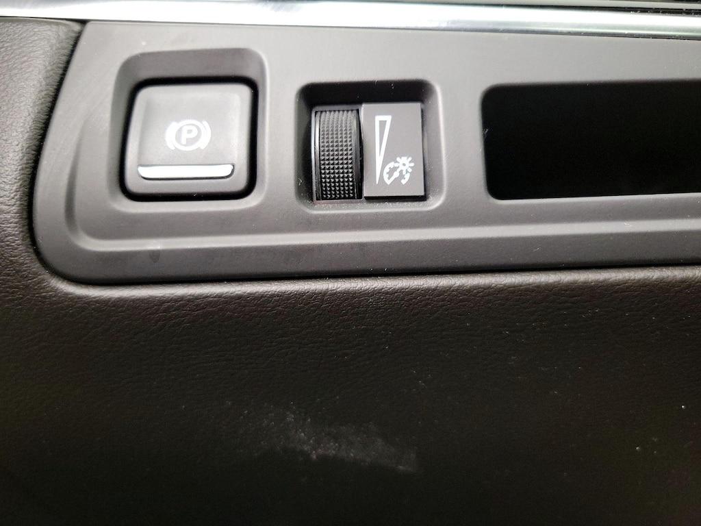 used 2023 Cadillac XT6 car, priced at $37,998