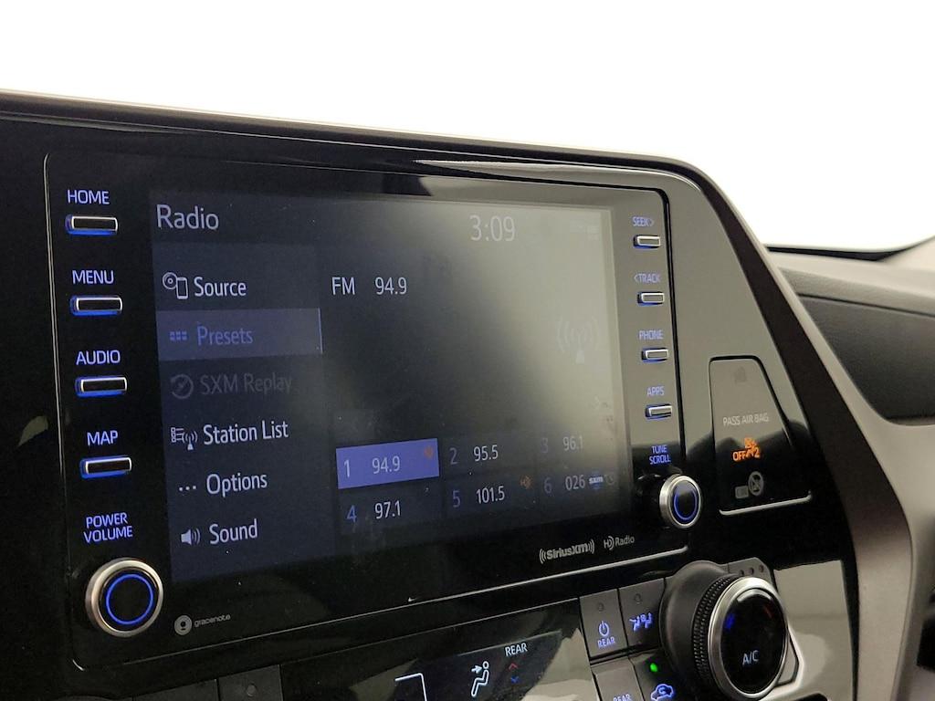 used 2022 Toyota Highlander car, priced at $33,998