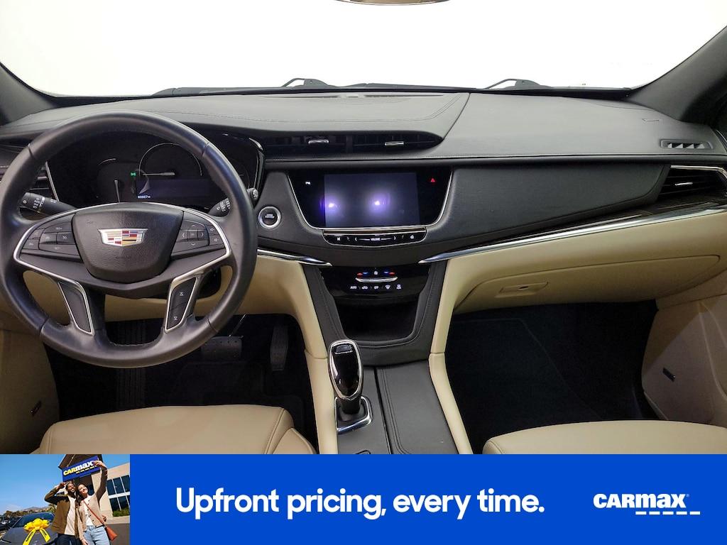 used 2017 Cadillac XT5 car, priced at $18,998