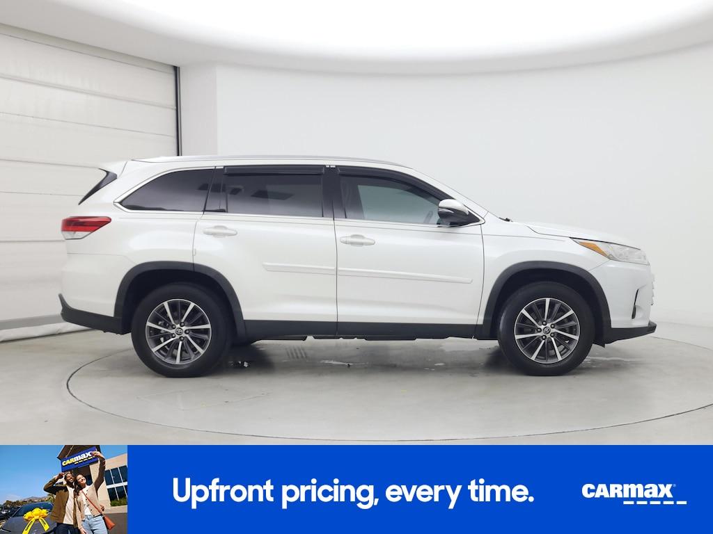 used 2019 Toyota Highlander car, priced at $26,998