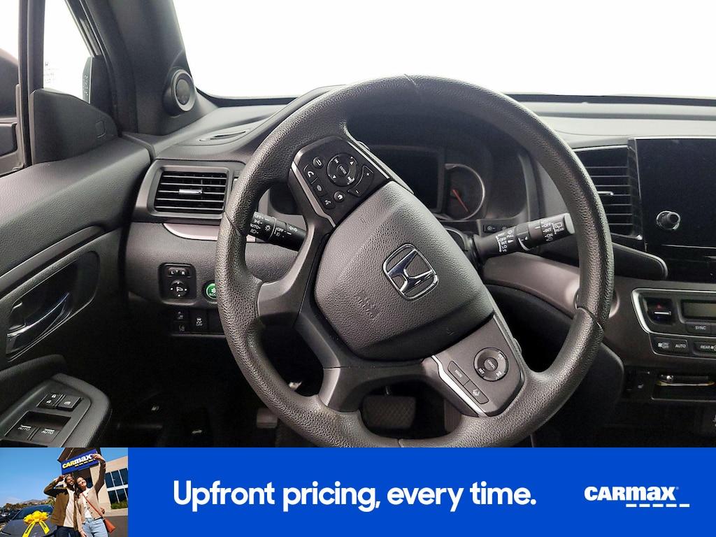 used 2022 Honda Pilot car, priced at $32,998