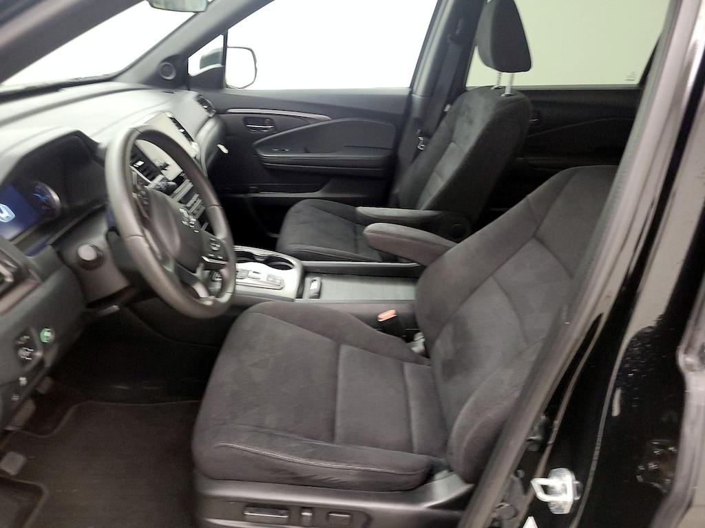 used 2022 Honda Pilot car, priced at $32,998