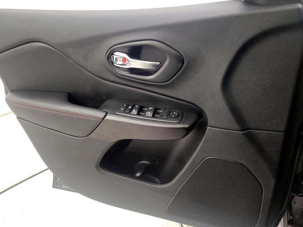 used 2021 Jeep Cherokee car, priced at $26,998