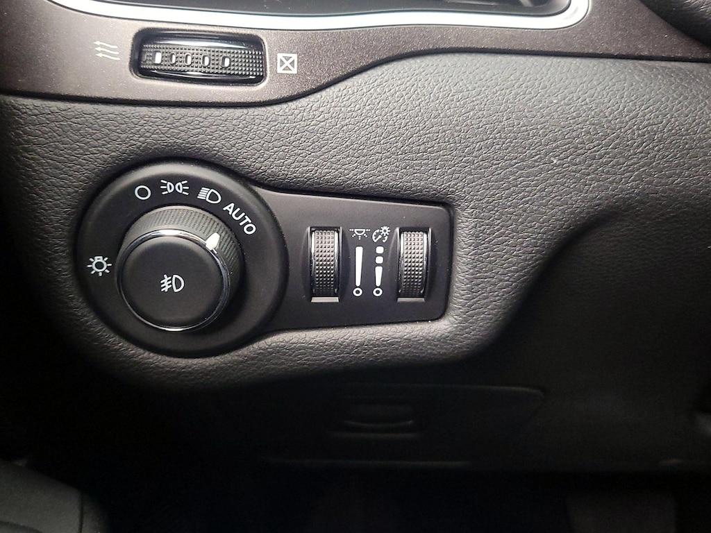 used 2021 Jeep Cherokee car, priced at $26,998