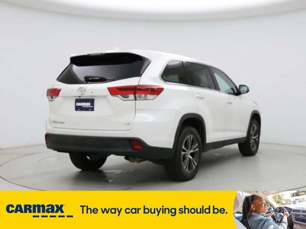 used 2019 Toyota Highlander car, priced at $27,998