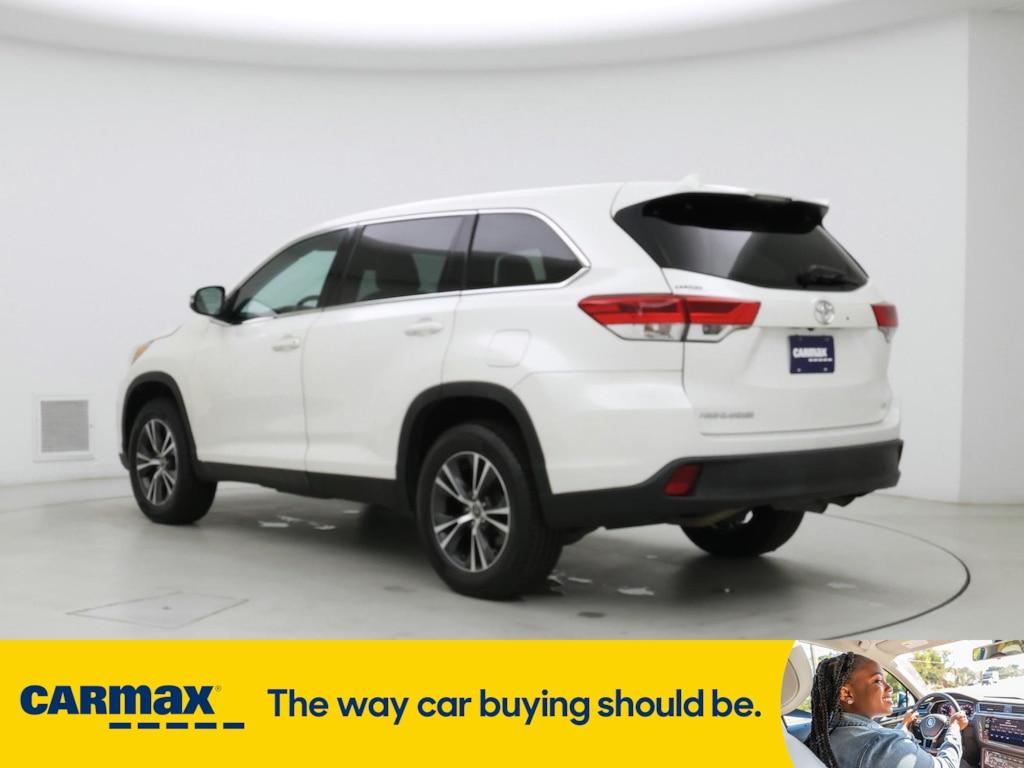 used 2019 Toyota Highlander car, priced at $27,998