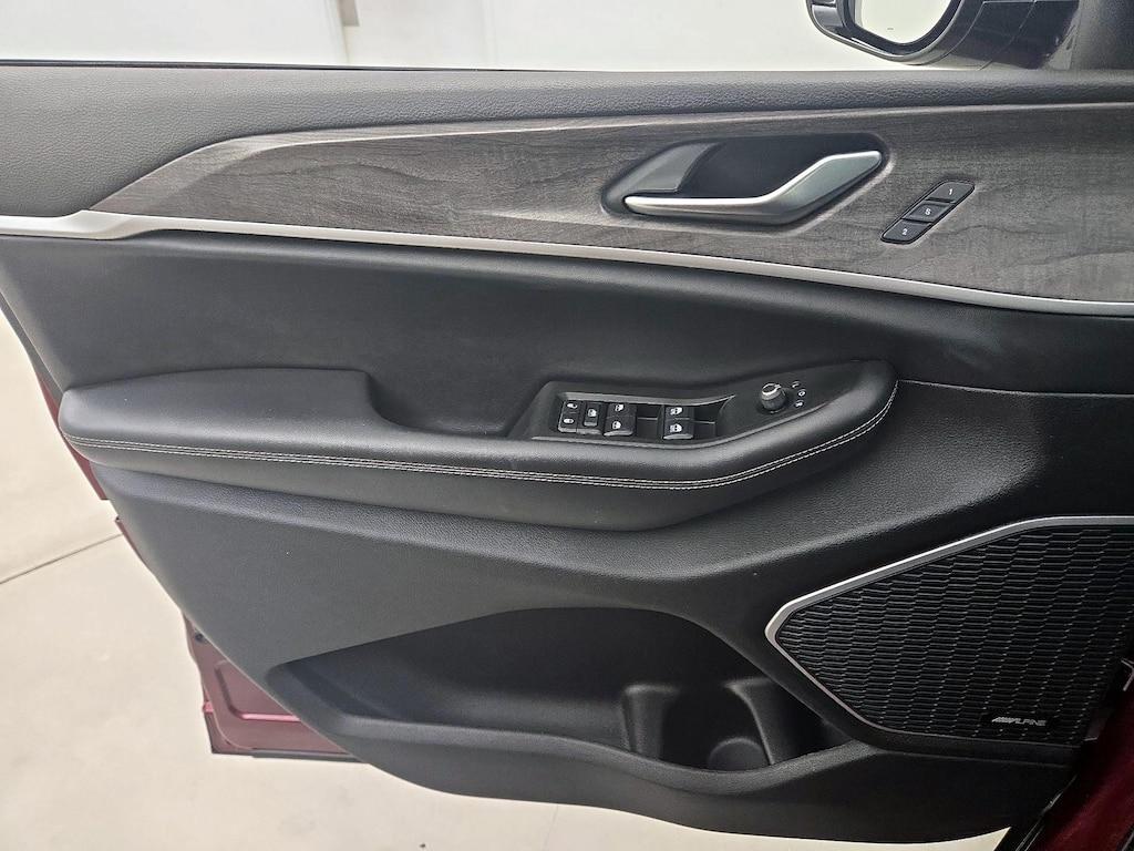 used 2021 Jeep Grand Cherokee L car, priced at $29,998