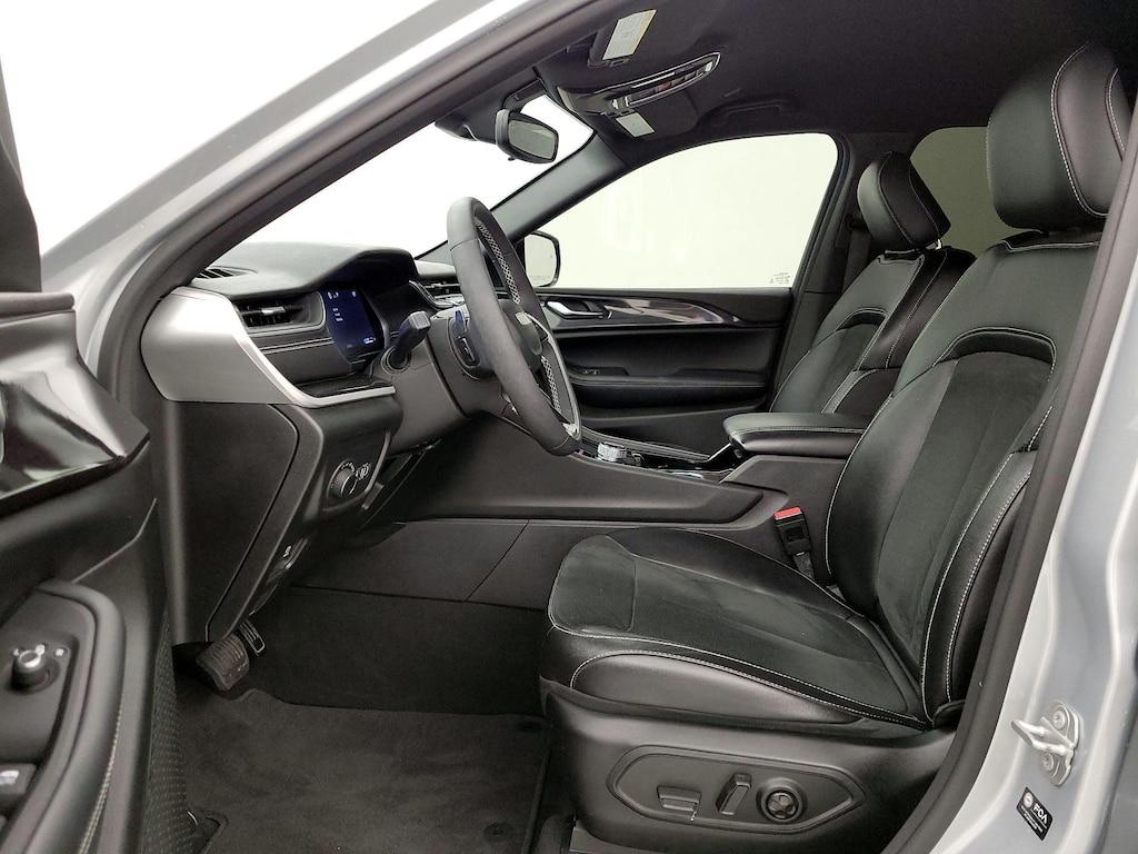 used 2023 Jeep Grand Cherokee car, priced at $33,998
