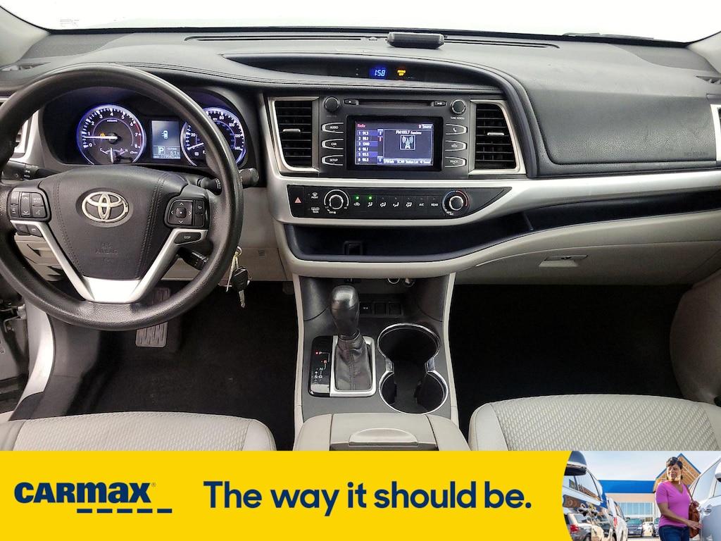 used 2015 Toyota Highlander car, priced at $18,998