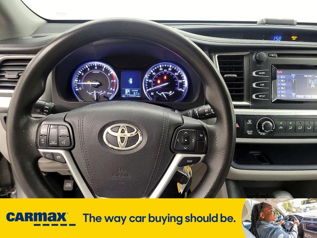 used 2015 Toyota Highlander car, priced at $18,998