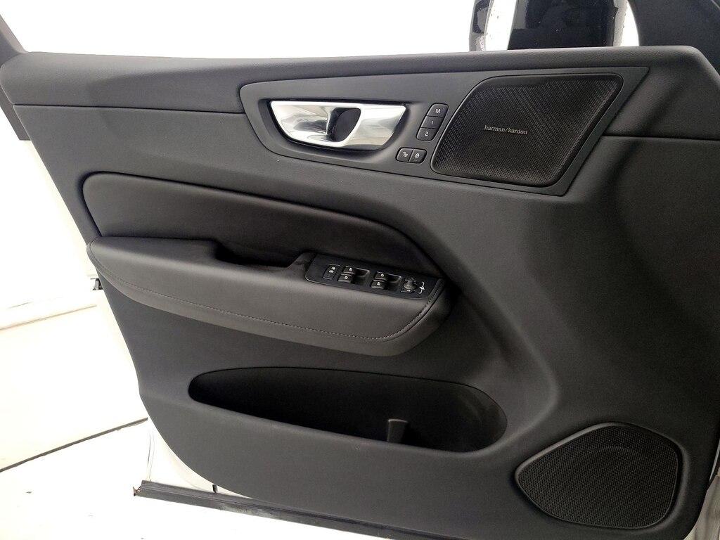 used 2023 Volvo XC60 car, priced at $33,998