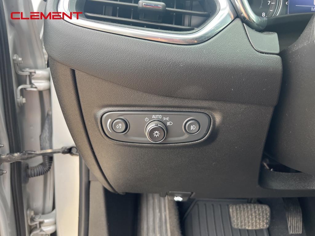 used 2020 Chevrolet Equinox car, priced at $17,500