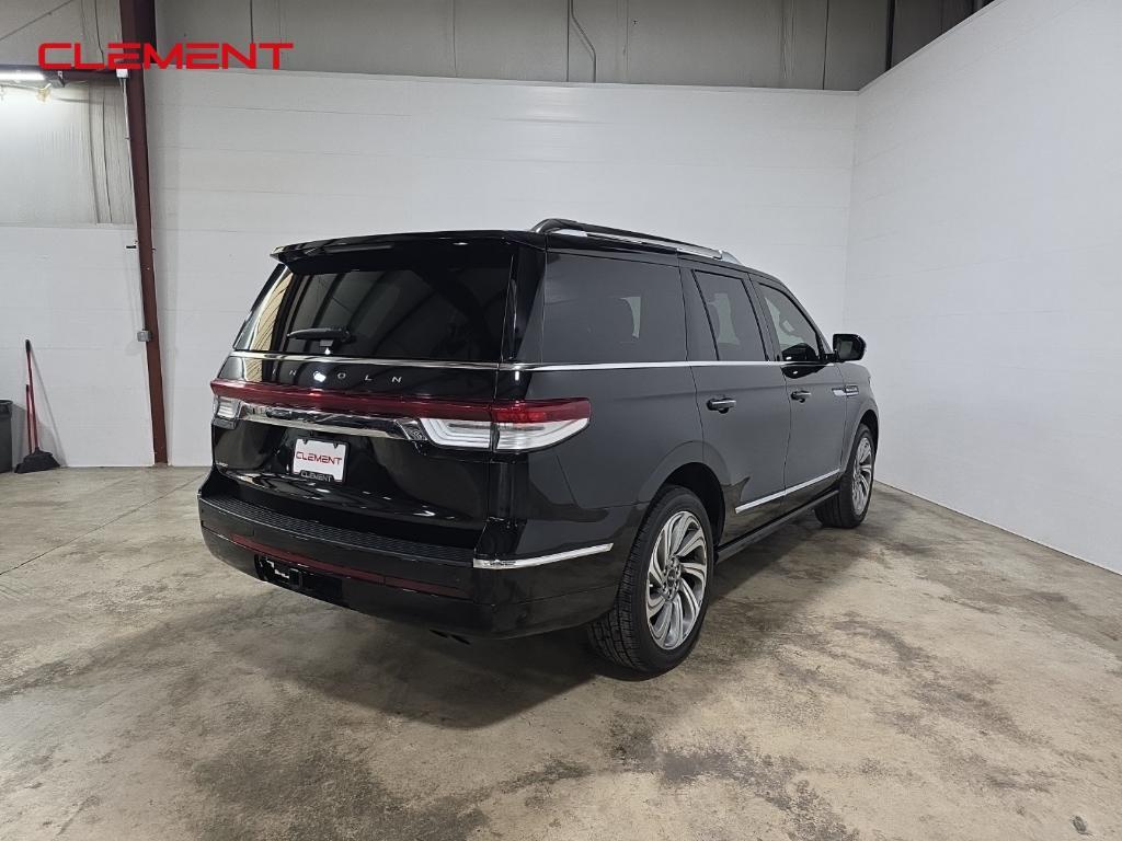 used 2022 Lincoln Navigator car, priced at $63,000