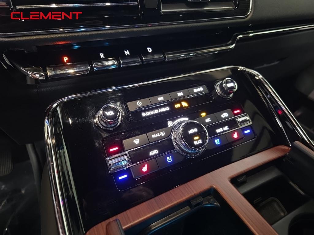 used 2022 Lincoln Navigator car, priced at $63,000