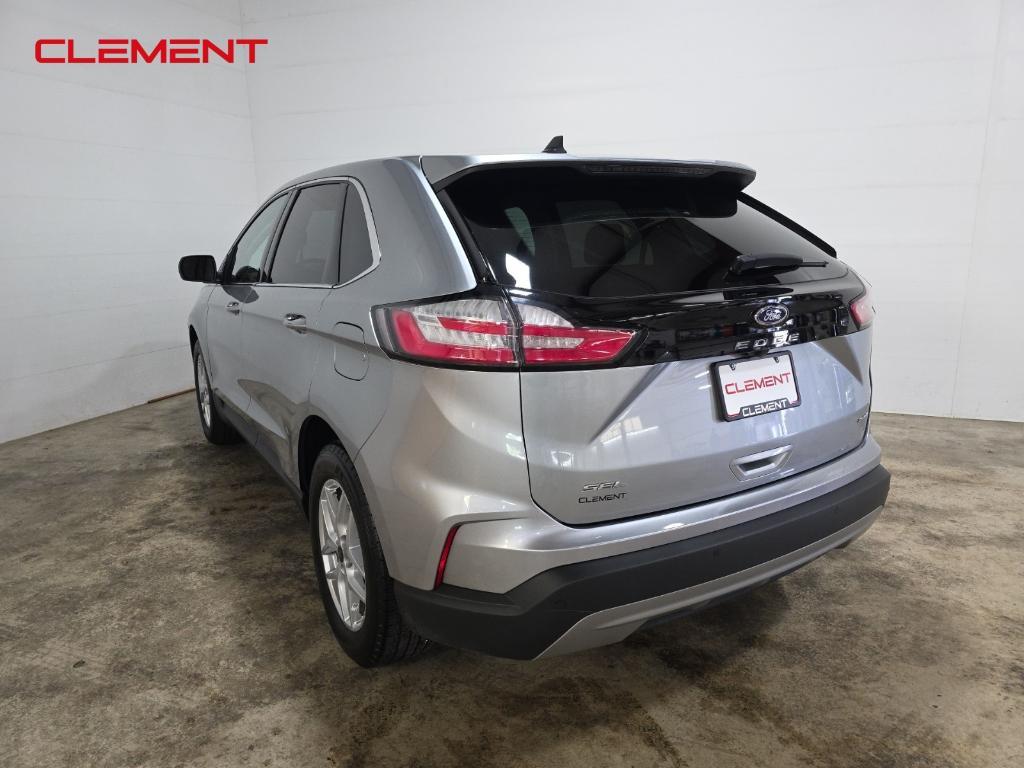 used 2024 Ford Edge car, priced at $25,000
