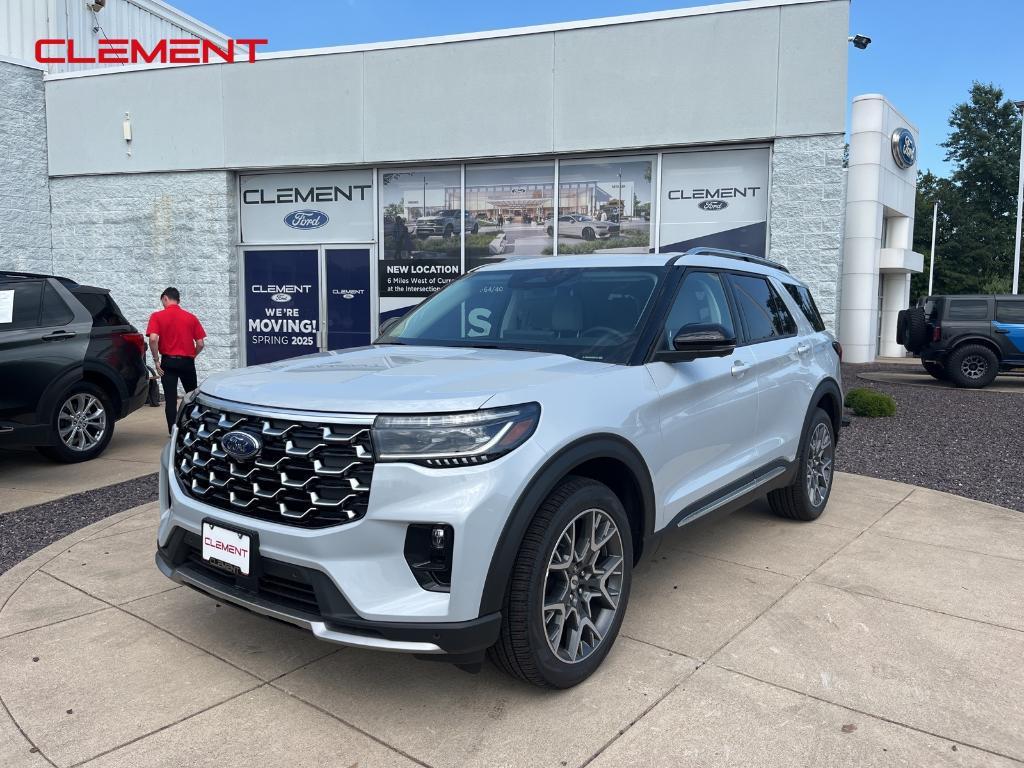 new 2025 Ford Explorer car, priced at $58,005