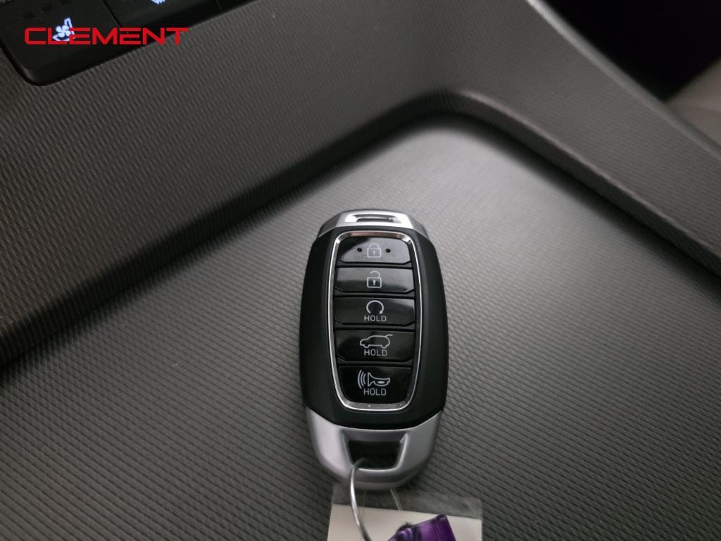 used 2022 Hyundai Palisade car, priced at $30,000