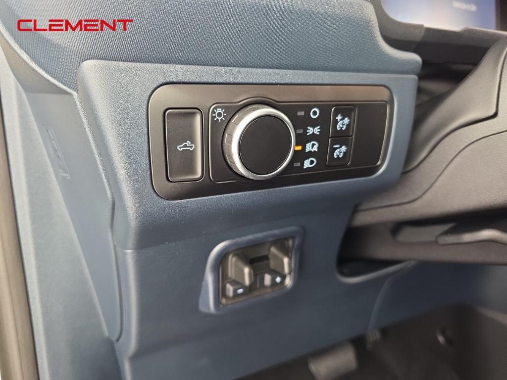 new 2025 Ford Maverick car, priced at $29,005