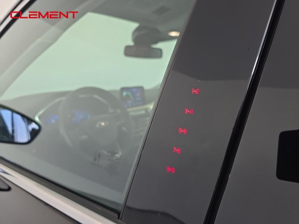 used 2022 Ford Escape car, priced at $22,000