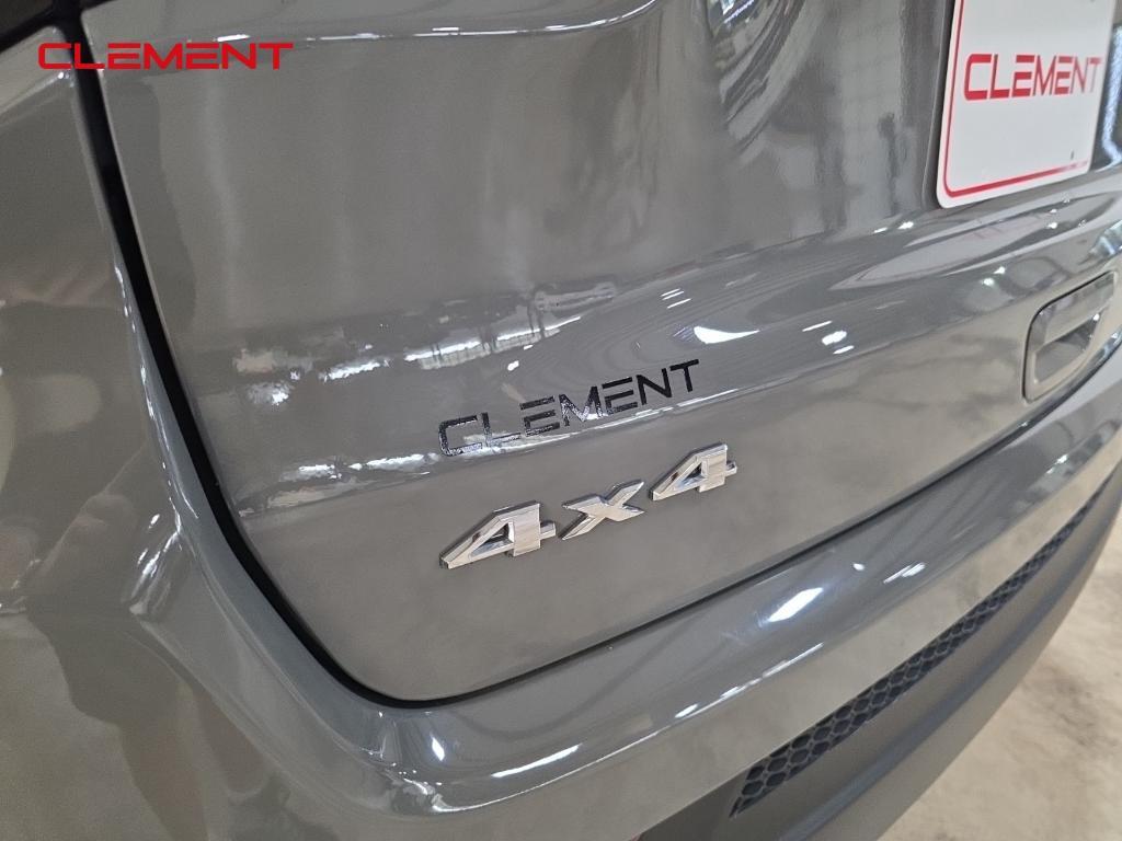 used 2023 Jeep Compass car, priced at $22,500