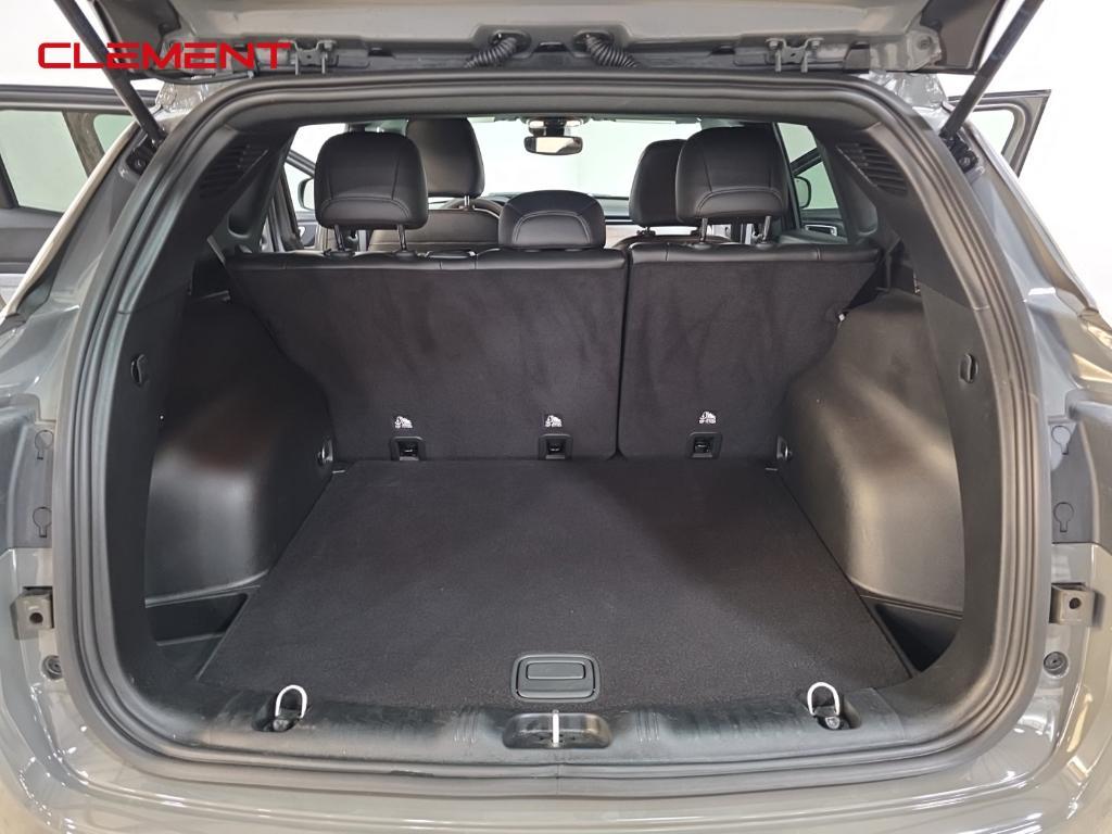 used 2023 Jeep Compass car, priced at $22,500