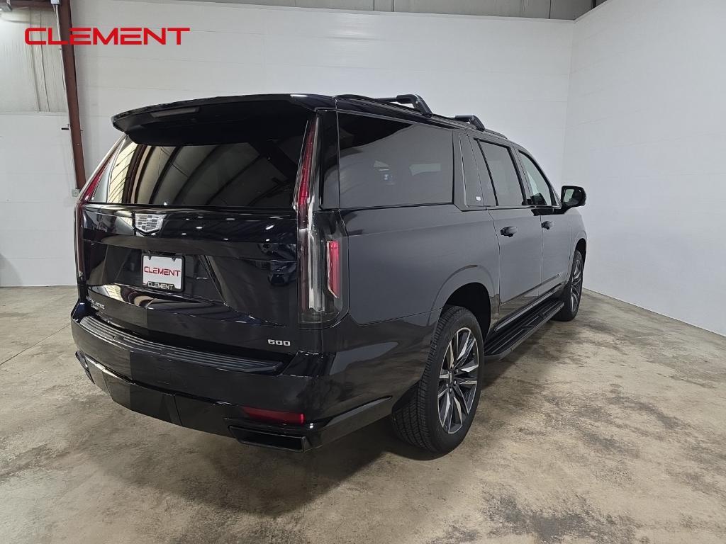 used 2022 Cadillac Escalade ESV car, priced at $73,000