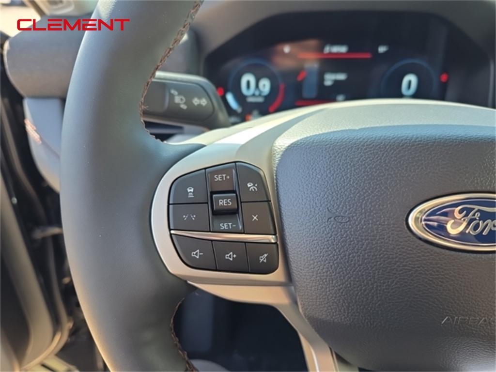 new 2025 Ford Explorer car, priced at $43,365