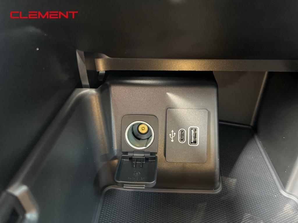 new 2025 Ford Explorer car, priced at $39,300