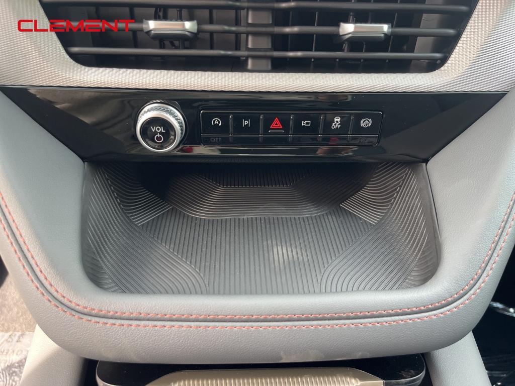 new 2025 Ford Explorer car, priced at $39,300