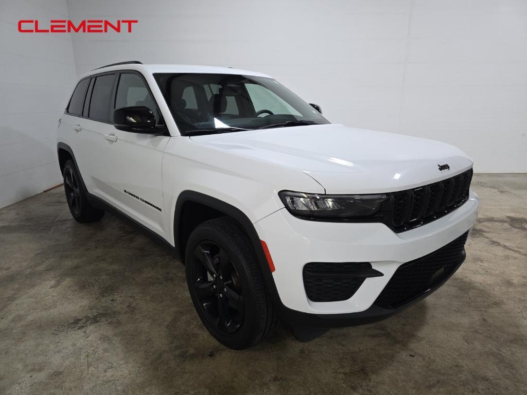 used 2023 Jeep Grand Cherokee car, priced at $31,000