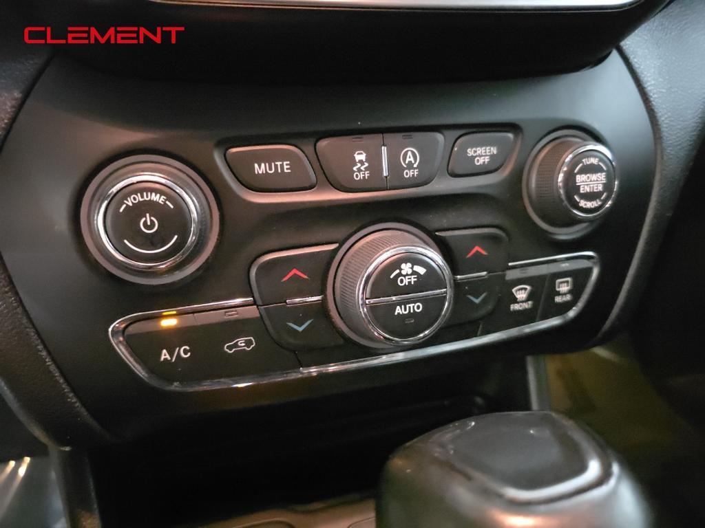 used 2019 Jeep Cherokee car, priced at $18,000
