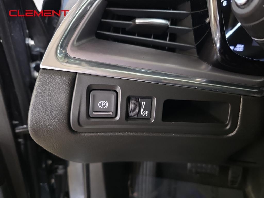 used 2019 Cadillac XT5 car, priced at $20,000