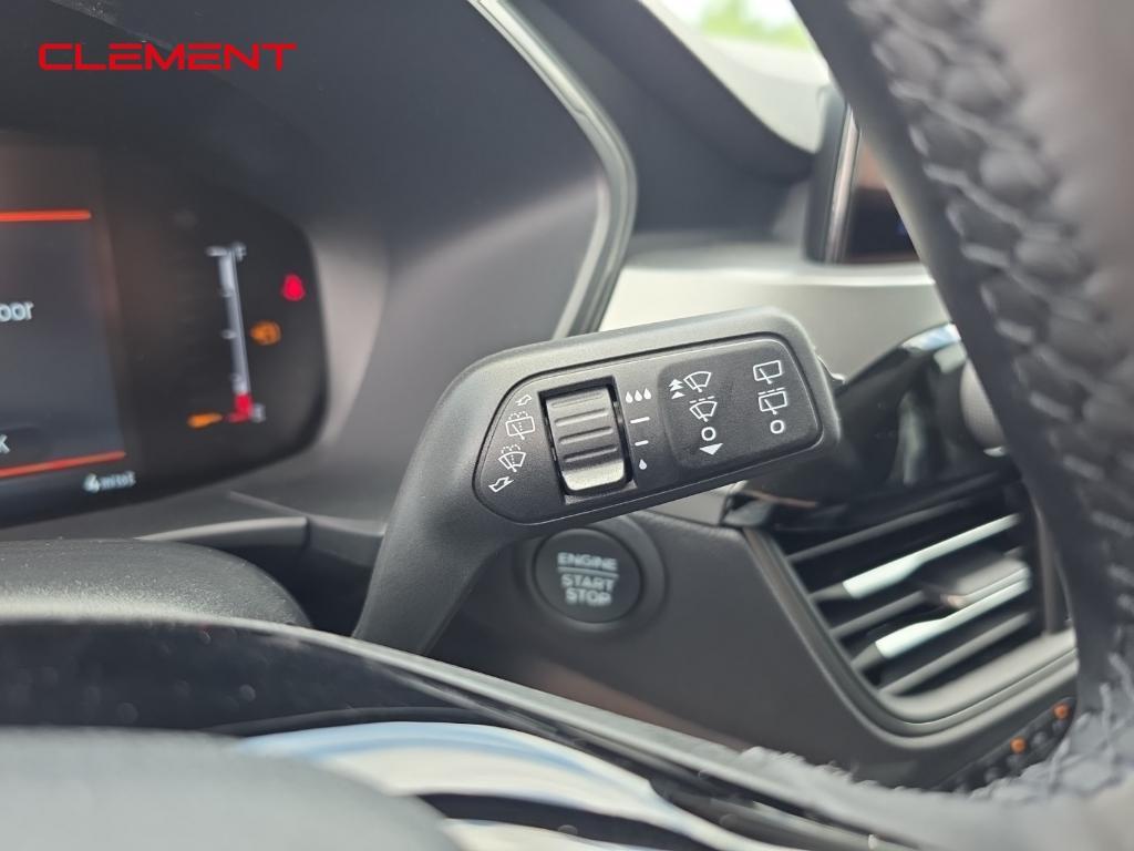 new 2025 Ford Escape car, priced at $30,240