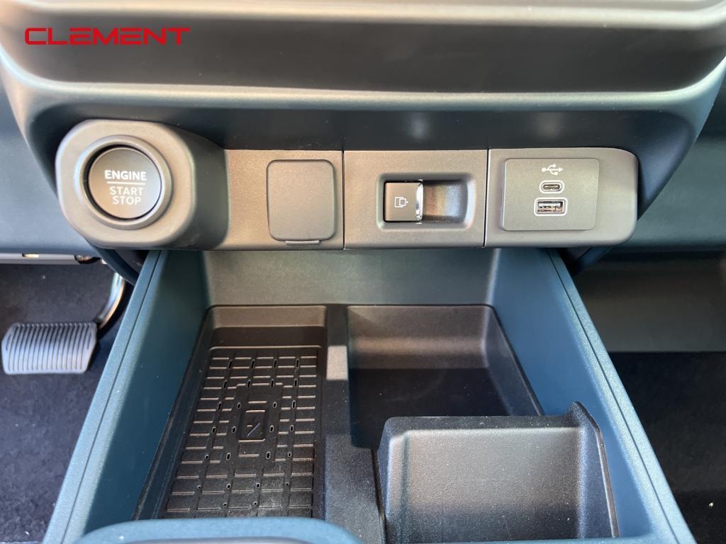 new 2025 Ford Maverick car, priced at $39,015