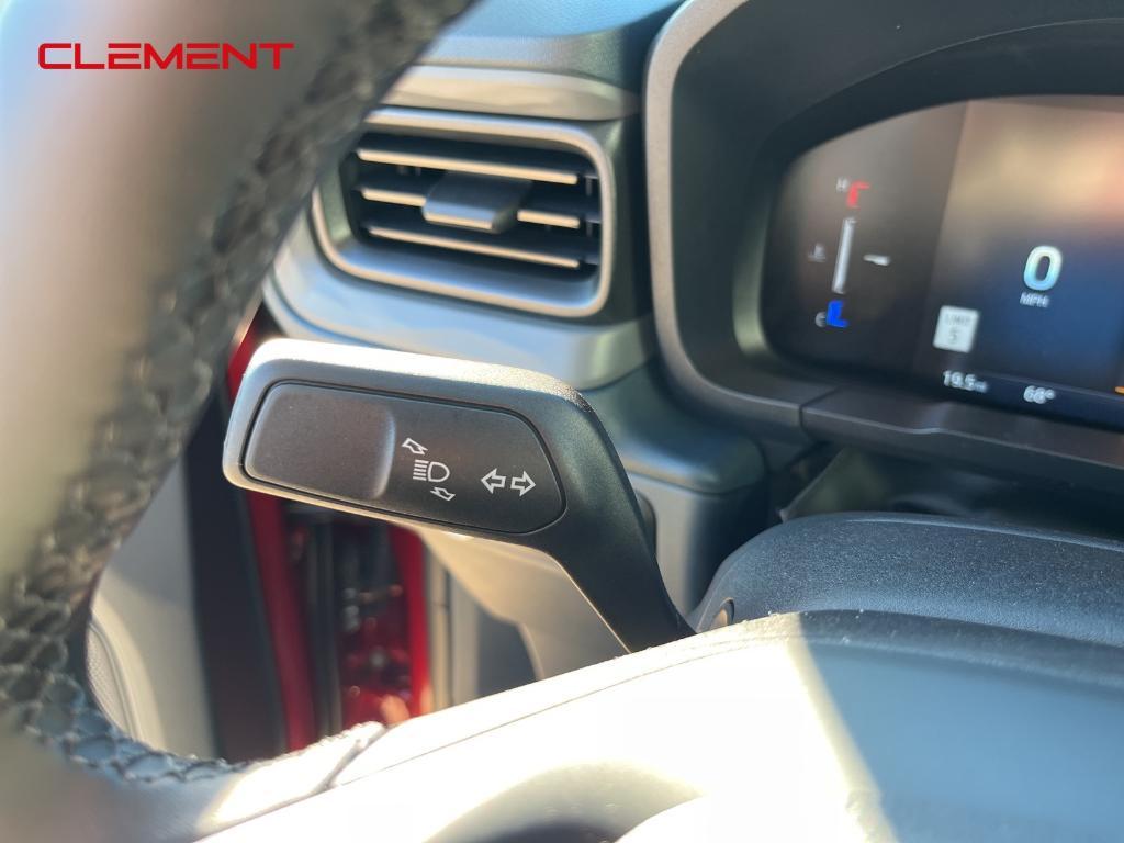 new 2025 Ford Maverick car, priced at $39,015