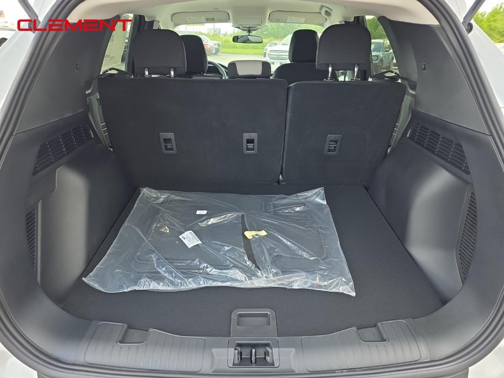 new 2025 Ford Escape car, priced at $29,385