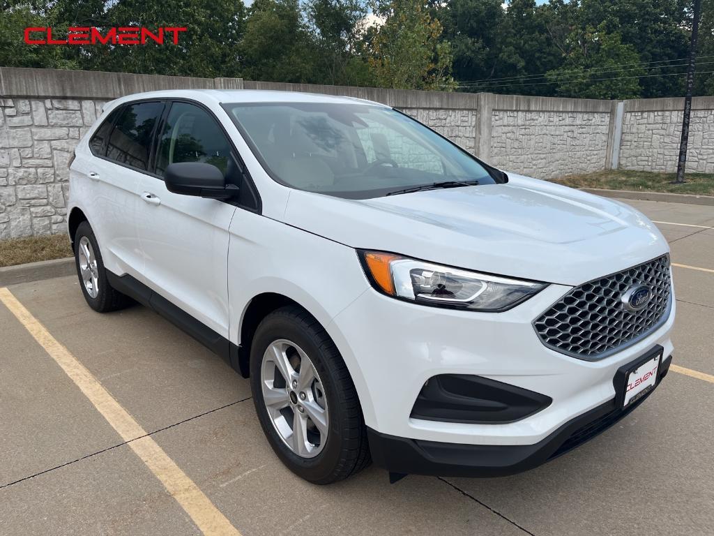 new 2024 Ford Edge car, priced at $32,560