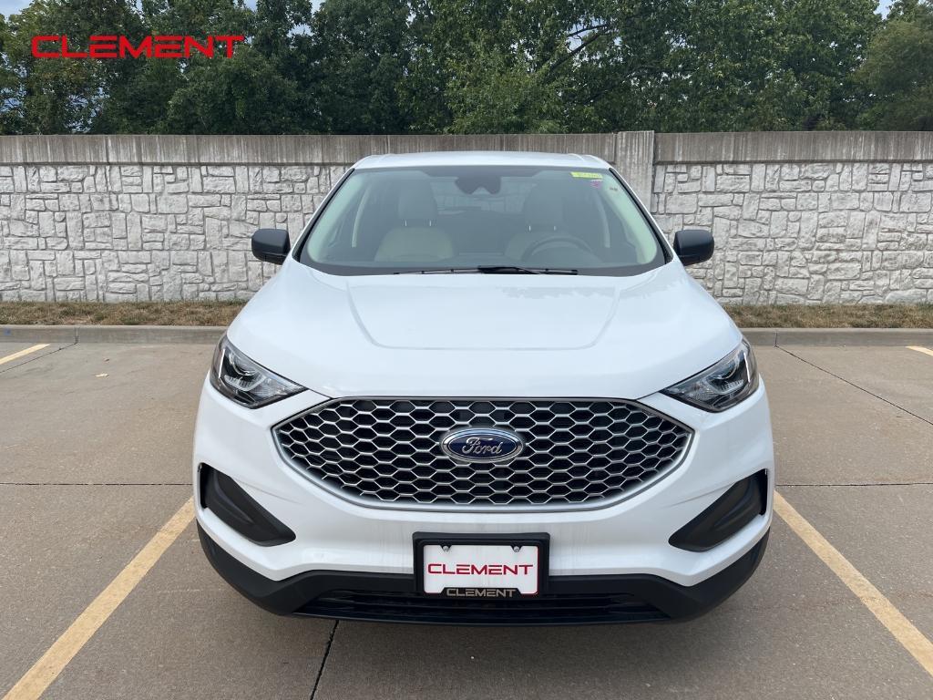 new 2024 Ford Edge car, priced at $32,560