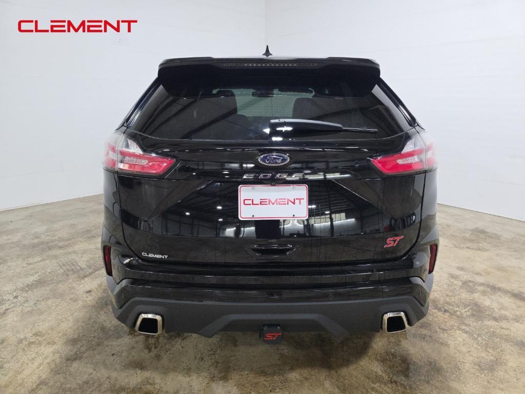 used 2022 Ford Edge car, priced at $31,500