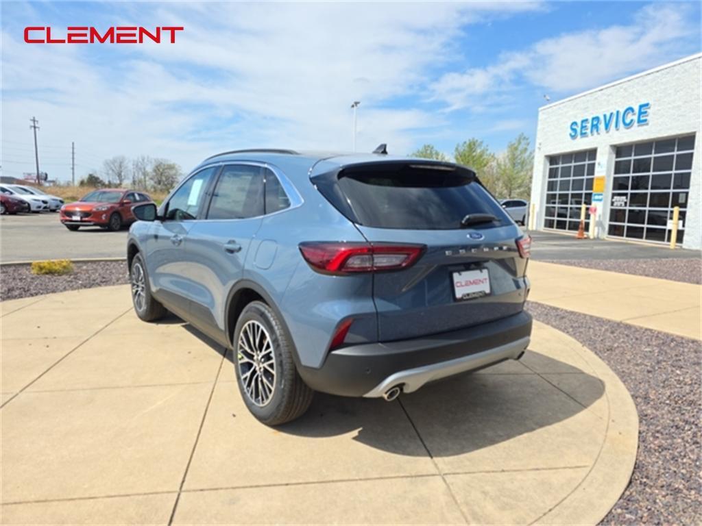 new 2025 Ford Escape car, priced at $37,770