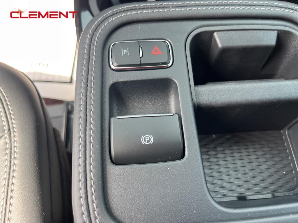 new 2025 Ford Mustang Mach-E car, priced at $38,645