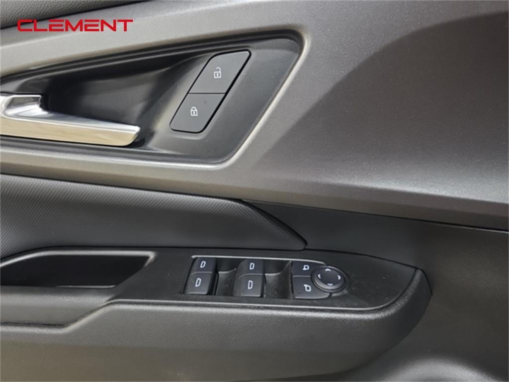 used 2025 Chevrolet Equinox EV car, priced at $28,500