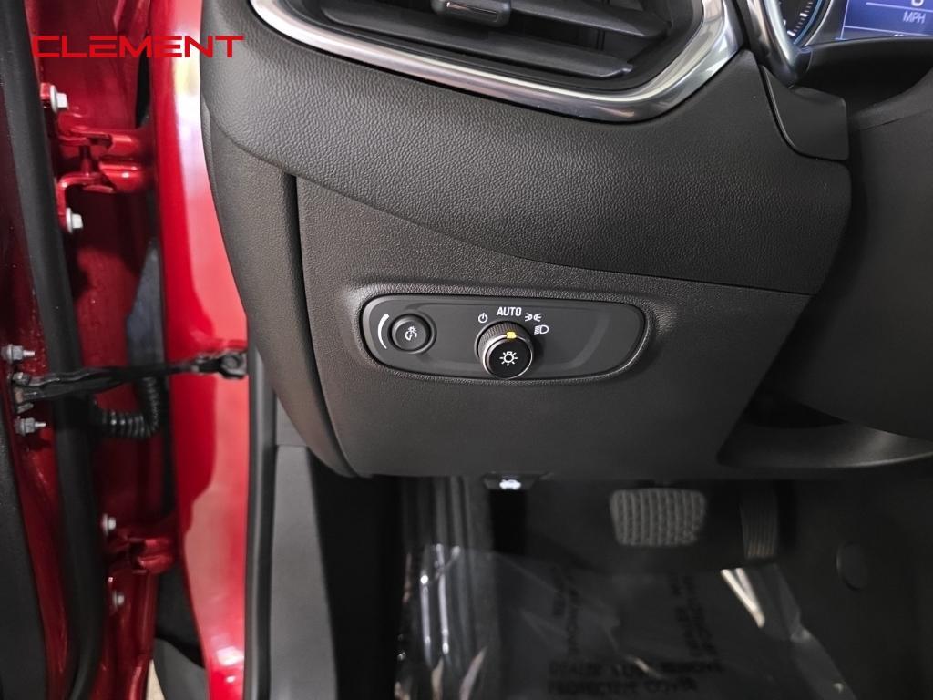 used 2022 Chevrolet Equinox car, priced at $21,500