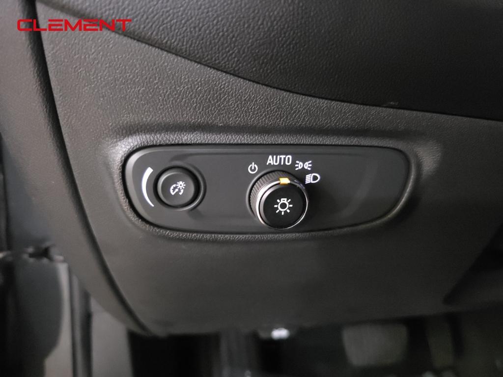 used 2019 Chevrolet Equinox car, priced at $19,000