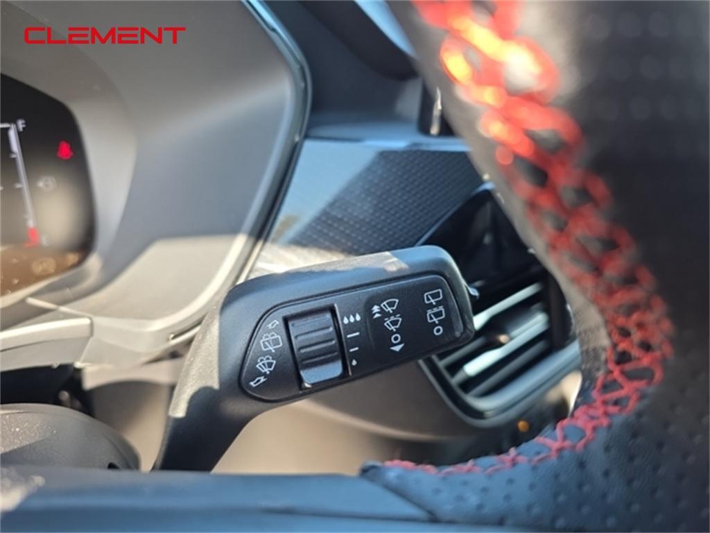 new 2025 Ford Escape car, priced at $30,625