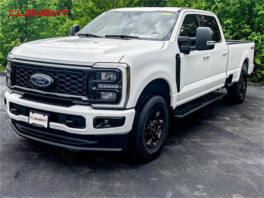 new 2024 Ford F-250 car, priced at $66,395