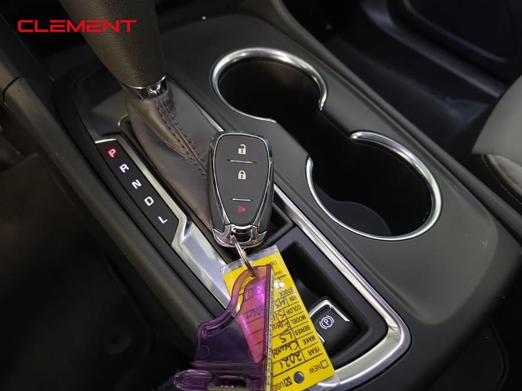 used 2021 Chevrolet Equinox car, priced at $16,000