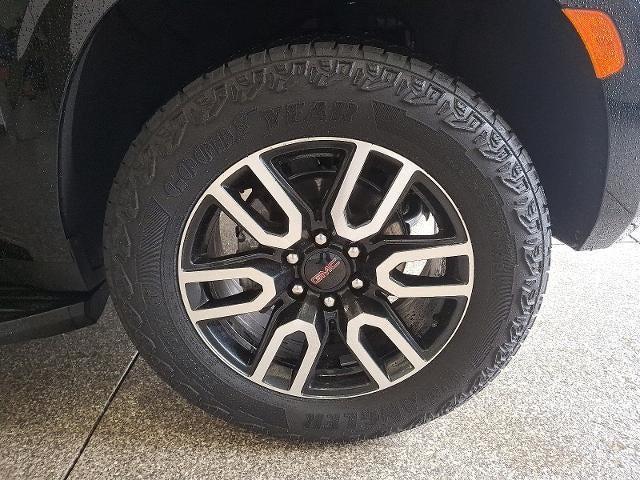 used 2024 GMC Yukon car, priced at $75,795