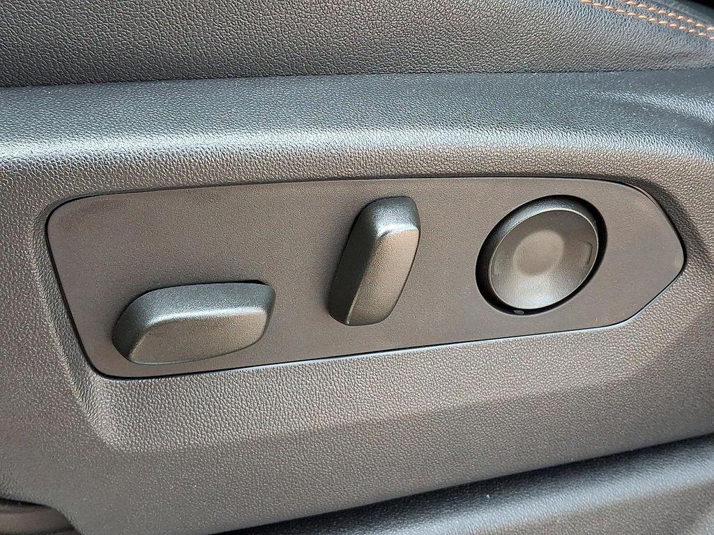 used 2023 GMC Sierra 1500 car, priced at $55,995