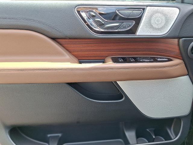used 2024 Lincoln Navigator car, priced at $81,995